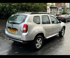 Dacia Duster 1.5 dCi Laureate Euro 5 5dr - 24