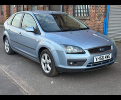 Ford Focus 1.6 Zetec Climate 5dr - 14