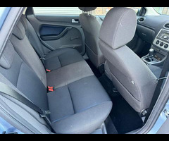 Ford Focus 1.6 Zetec Climate 5dr - 21