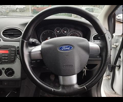 Ford Focus 1.6 TDCi Style 5dr - 26