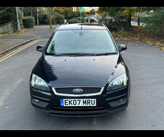 Ford Focus 2.0 Titanium 5dr - 8