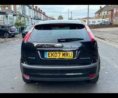 Ford Focus 2.0 Titanium 5dr - 19