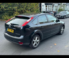 Ford Focus 2.0 Titanium 5dr - 24