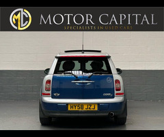 MINI Clubman 1.6 Cooper D Steptronic Euro 4 5dr - 4