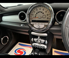 MINI Clubman 1.6 Cooper D Steptronic Euro 4 5dr - 17