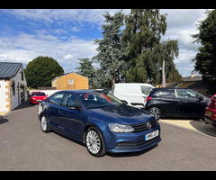 Volkswagen Jetta 2.0 TDI BlueMotion Tech SE DSG Euro 6 (s/s) 4dr