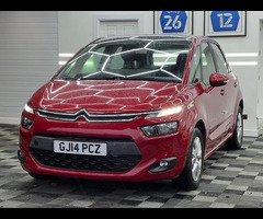 Citroen C4 Picasso Citroën C4 Picasso 1.6 HDi VTR+ – Spacious, Efficient, and Family-Friendly

The C - 3