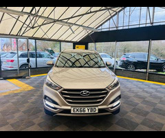 Hyundai Tucson 1.7 Tucson SE Blue Drive 2WD CRDi 5dr - 4