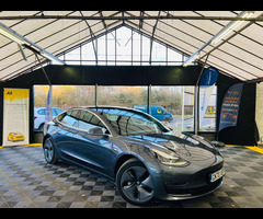 Tesla MODEL 3 Model 3 Long Range AWD 4WD 4dr