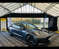 Tesla MODEL 3 Model 3 Standard-Range + 4dr