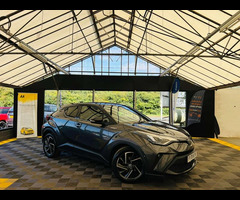 Toyota C-hr 1.8 C-HR-Dynamic HEV CVT 5dr