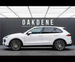 Porsche Cayenne 3.0 V6 E-Hybrid S TiptronicS 4WD Euro 6 (s/s) 5dr - 4