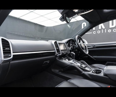 Porsche Cayenne 3.0 V6 E-Hybrid S TiptronicS 4WD Euro 6 (s/s) 5dr - 13
