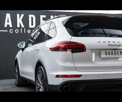 Porsche Cayenne 3.0 V6 E-Hybrid S TiptronicS 4WD Euro 6 (s/s) 5dr - 23