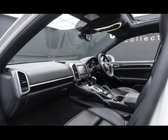 Porsche Cayenne 3.0 V6 E-Hybrid S TiptronicS 4WD Euro 6 (s/s) 5dr - 58