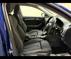 Audi A3 2.0 TDI Sport Sportback S Tronic quattro Euro 6 (s/s) 5dr - 40