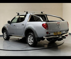 Mitsubishi L200 2.5 DI-D Warrior 4WD 4dr - 42