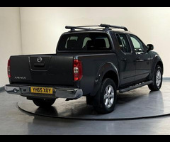 Nissan Navara 2.5 dCi Tekna 4WD Euro 5 4dr - 6