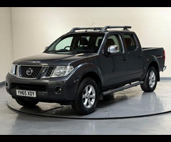 Nissan Navara 2.5 dCi Tekna 4WD Euro 5 4dr - 39