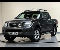 Nissan Navara 2.5 dCi Tekna 4WD Euro 5 4dr - 71