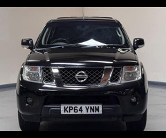 Nissan Navara 2.5 dCi Acenta 4WD Euro 5 4dr - 8