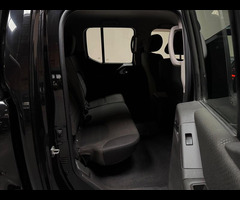 Nissan Navara 2.5 dCi Acenta 4WD Euro 5 4dr - 25
