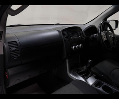 Nissan Navara 2.5 dCi Acenta 4WD Euro 5 4dr - 34
