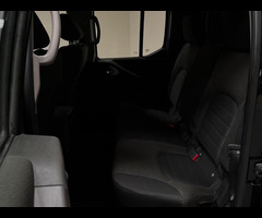Nissan Navara 2.5 dCi Acenta 4WD Euro 5 4dr - 37