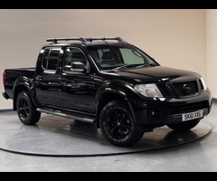Nissan Navara 2.5 dCi Tekna 4WD Euro 4 4dr