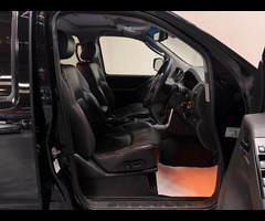 Nissan Navara 2.5 dCi Tekna 4WD Euro 4 4dr - 15