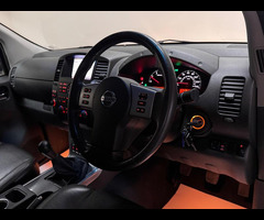 Nissan Navara 2.5 dCi Tekna 4WD Euro 4 4dr - 16
