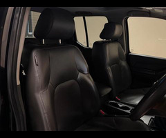 Nissan Navara 2.5 dCi Tekna 4WD Euro 4 4dr - 18