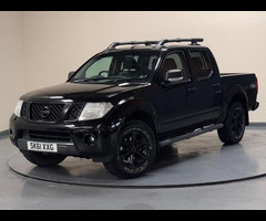 Nissan Navara 2.5 dCi Tekna 4WD Euro 4 4dr - 41