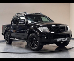 Nissan Navara 2.5 dCi Tekna 4WD Euro 4 4dr - 46