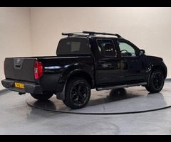 Nissan Navara 2.5 dCi Tekna 4WD Euro 4 4dr - 49