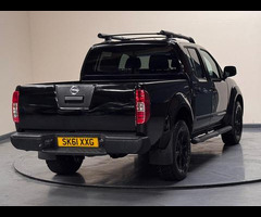Nissan Navara 2.5 dCi Tekna 4WD Euro 4 4dr - 65