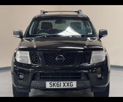Nissan Navara 2.5 dCi Tekna 4WD Euro 4 4dr - 67