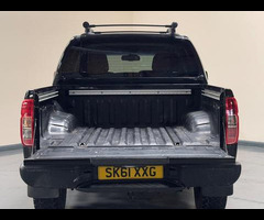 Nissan Navara 2.5 dCi Tekna 4WD Euro 4 4dr - 69