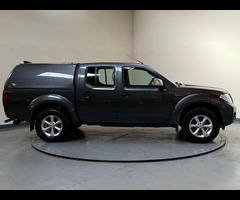 Nissan Navara 2.5 dCi Visia 4WD Euro 5 4dr - 12
