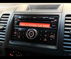 Nissan Navara 2.5 dCi Visia 4WD Euro 5 4dr - 18