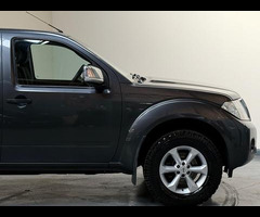 Nissan Navara 2.5 dCi Visia 4WD Euro 5 4dr - 45