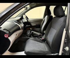 Mitsubishi L200 2.5 DI-D Warrior 4WD Euro 5 4dr (LB) - 4