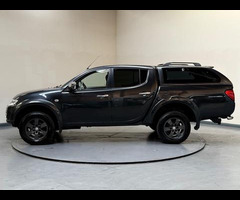 Mitsubishi L200 2.5 DI-D Warrior 4WD Euro 5 4dr (LB) - 27
