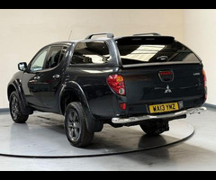 Mitsubishi L200 2.5 DI-D Warrior 4WD Euro 5 4dr (LB) - 39