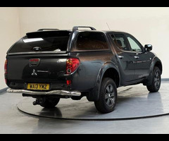 Mitsubishi L200 2.5 DI-D Warrior 4WD Euro 5 4dr (LB) - 59