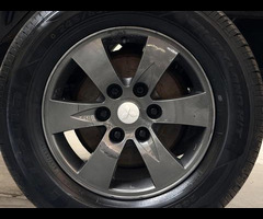 Mitsubishi L200 2.5 DI-D Warrior 4WD Euro 5 4dr (LB) - 74