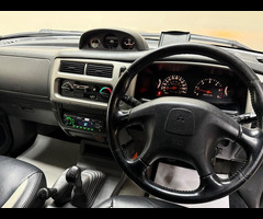 Mitsubishi L200 2.5 TD Animal 4WD 4dr - 43
