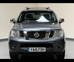 Nissan Navara 2.5 dCi Tekna Auto 4WD Euro 4 4dr - 69