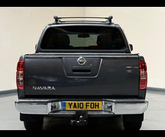 Nissan Navara 2.5 dCi Tekna Auto 4WD Euro 4 4dr - 70