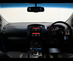 Nissan Navara 2.5 dCi Tekna Auto 4WD Euro 4 4dr - 73